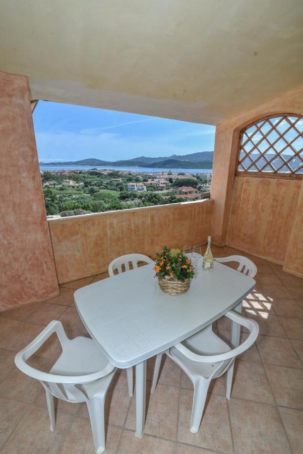 La Costa View Aparthotel Arzachena Exterior photo