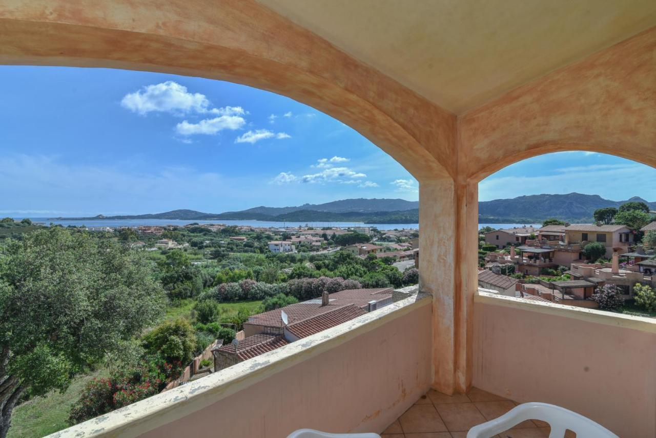 La Costa View Aparthotel Arzachena Exterior photo
