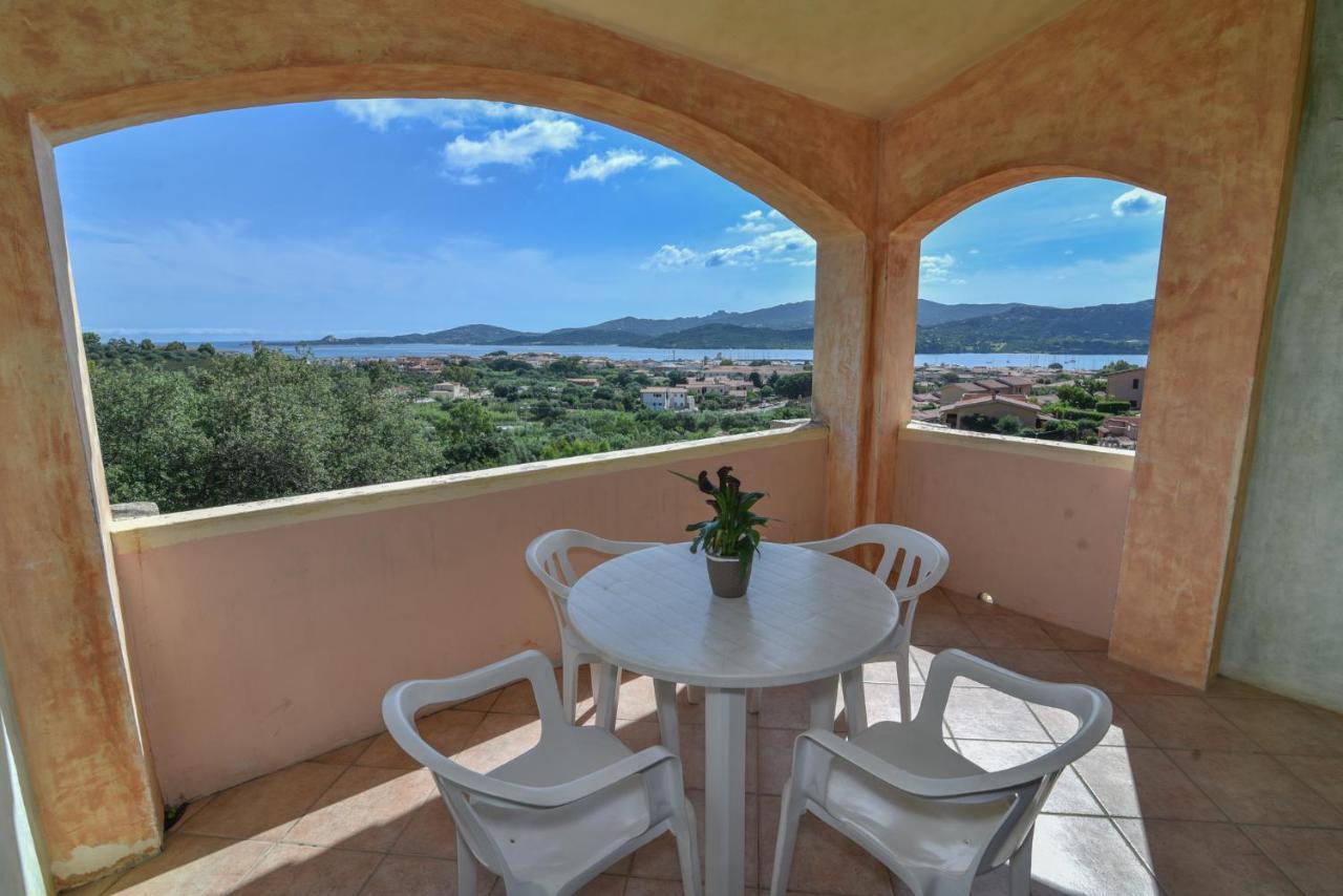 La Costa View Aparthotel Arzachena Exterior photo